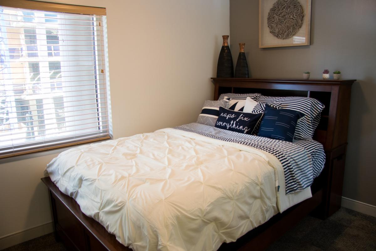 2400 Nueces Townhomes - bedroom two