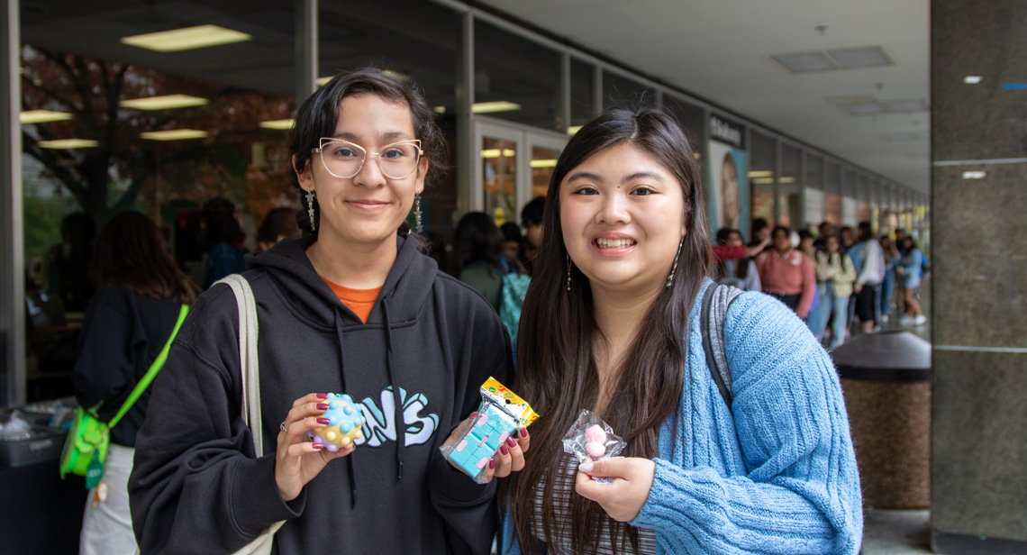 UT Students at the fidget Friday event