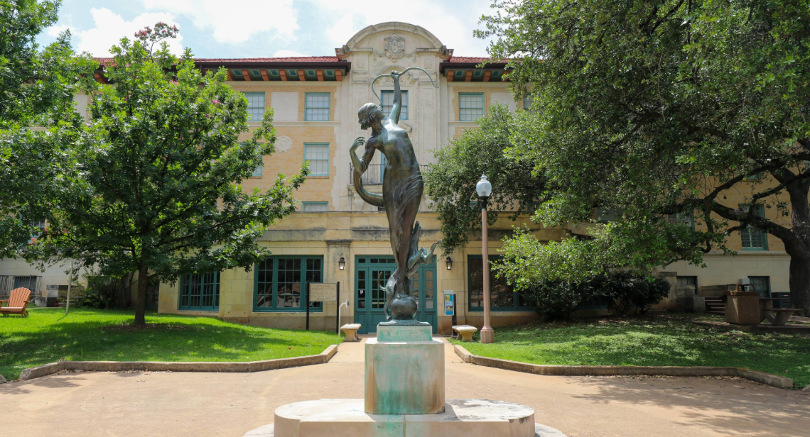 Joynes Reading Room in the Honors Quad