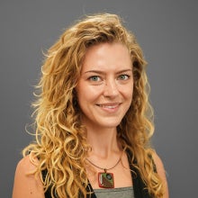 Headshot image of Cecilia Raatz