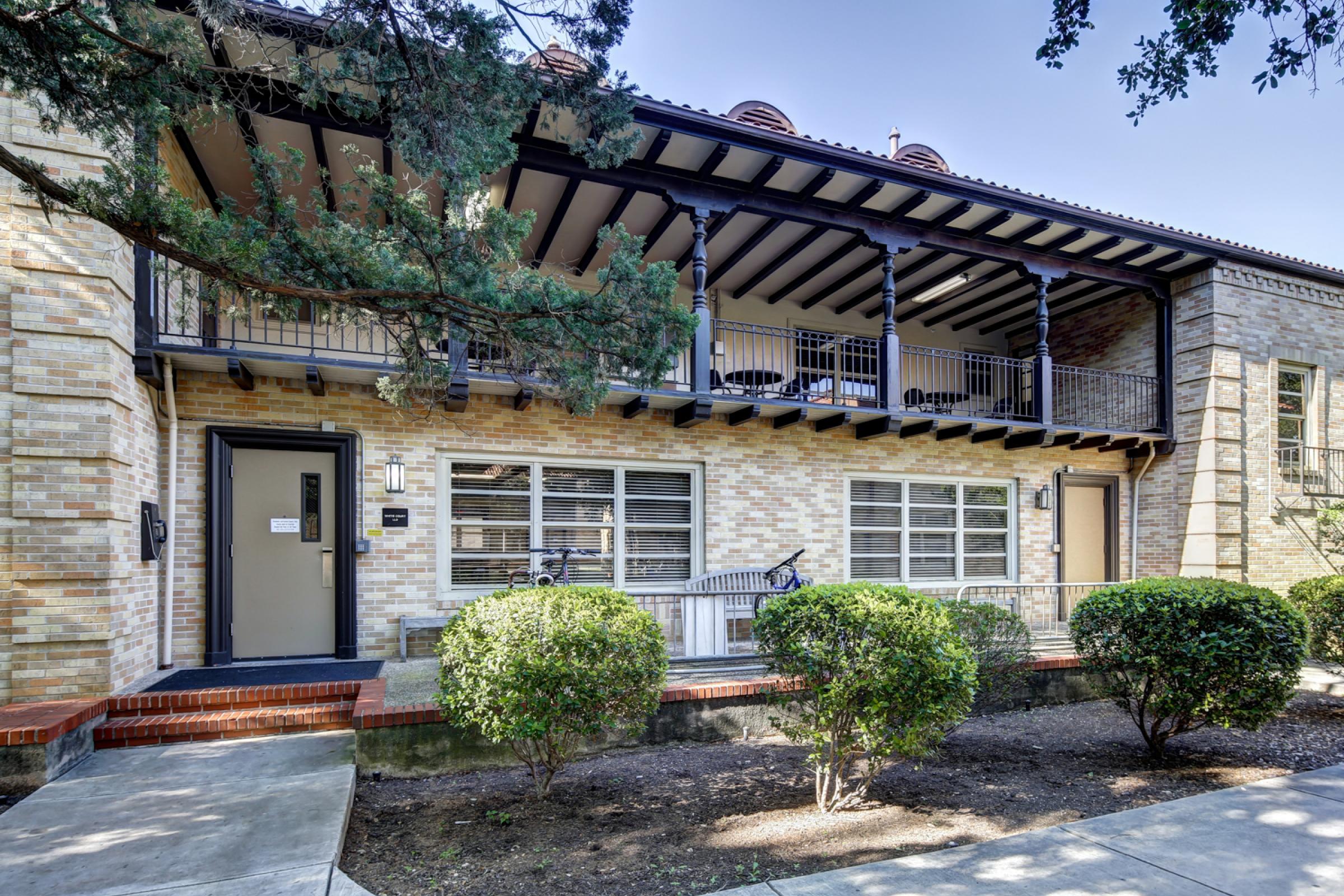 Whitis Court University Housing and Dining